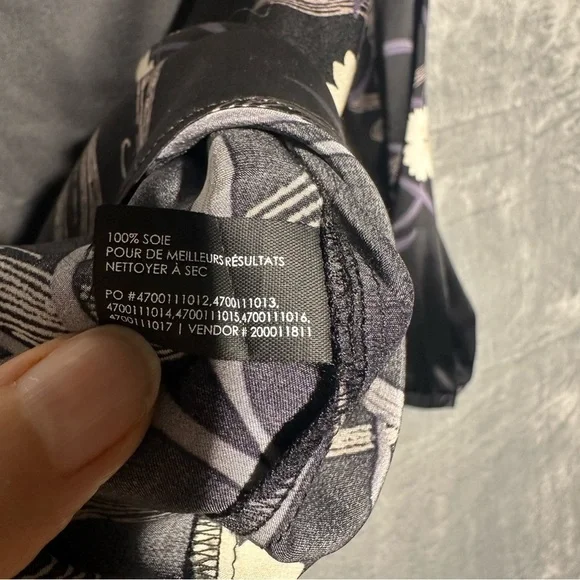 Club Monaco Briley Open-Back Black 100% Silk Floral Print Long Sleeve Blouse #44 - Picture 9 of 16